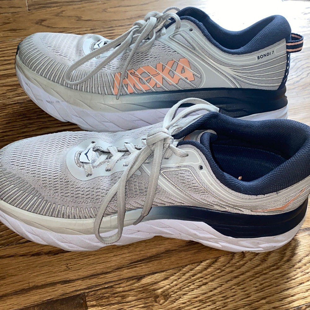 hoka bondi 7 size 8.5